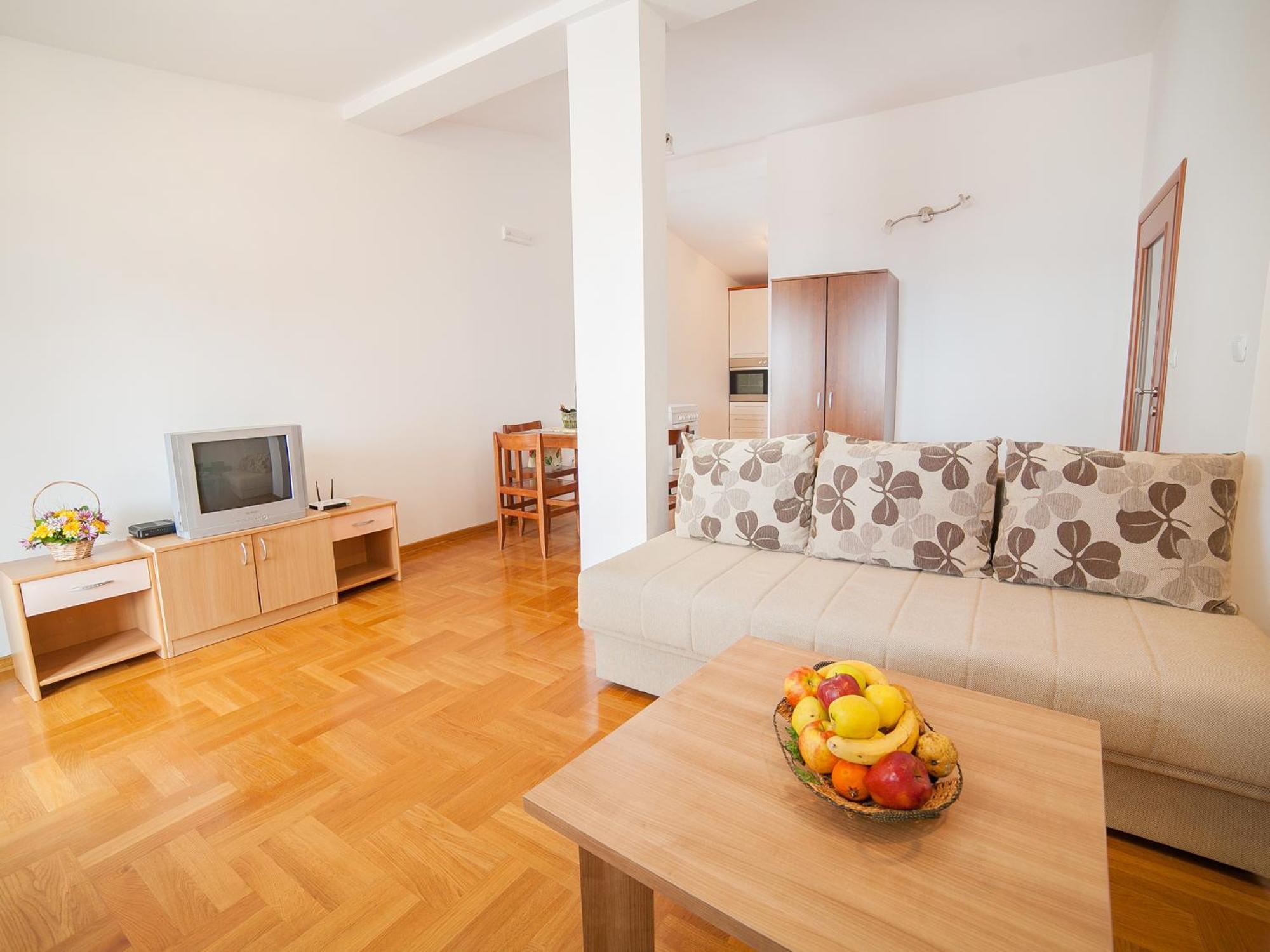 Apartments Ivan Petrovac 外观 照片